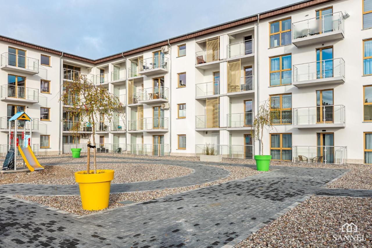 Apartament Lazure Przy Lesie-Sloneczne Tarasy Dziwnowek-Sannel Apartments For Rent Eksteriør billede